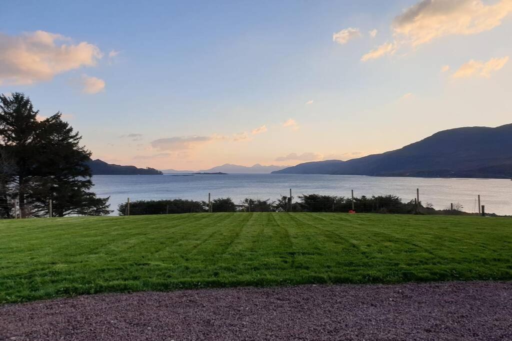 Bothan Dubh Self Catering Cabin Kishorn Exterior photo